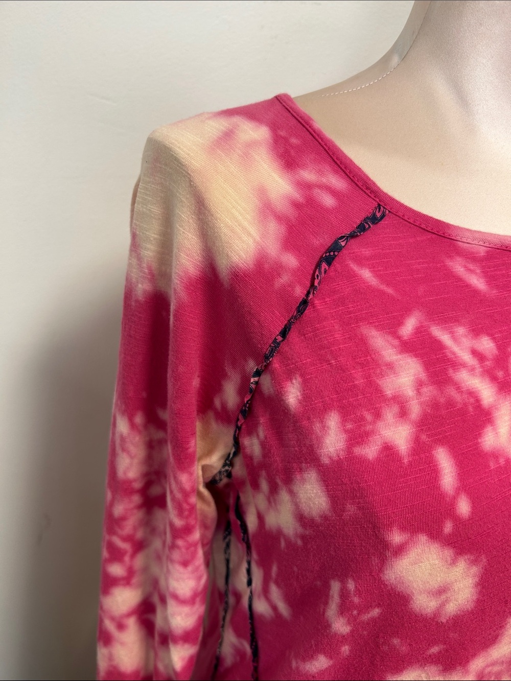 Sundance Boho Earthy Tie Dye Long Sleeve Distressed Embroidered Tee Womens S - Picture 4 of 15